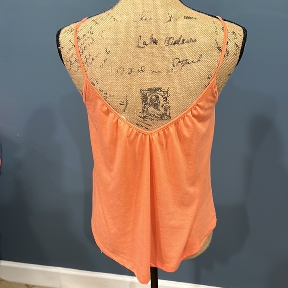 H&M tank top size small women’s - Picture 4 of 6